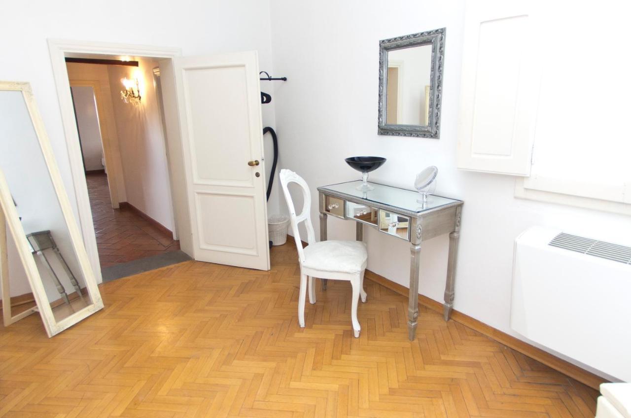 Traviata Appartamento Storico - Palazzo Tolomei Φλωρεντία Εξωτερικό φωτογραφία